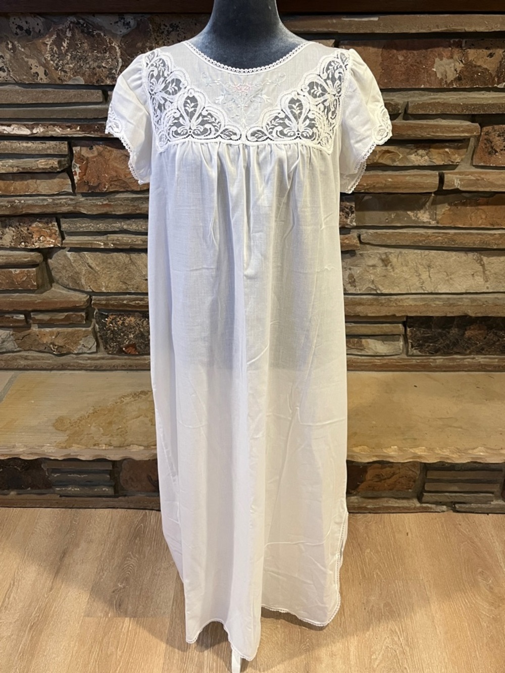 Vintage Shadow Line White Cotton Lace Embroidered Nightgown